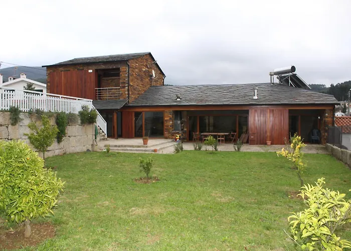 Casa Do Lagar * アルヴァレンガ