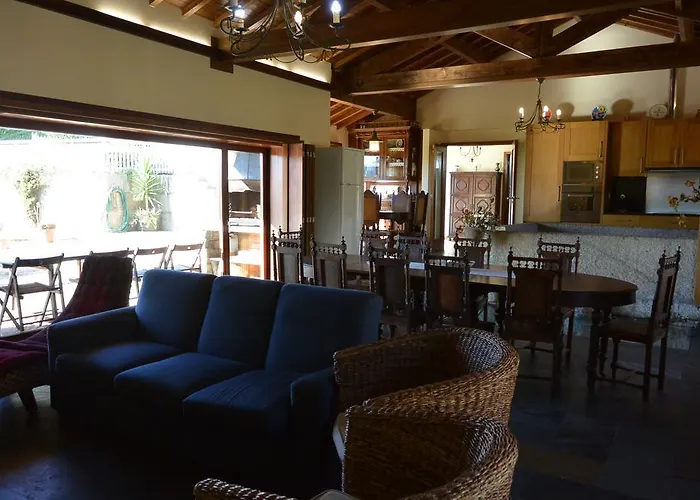 Casa Do Lagar بيت للعطل